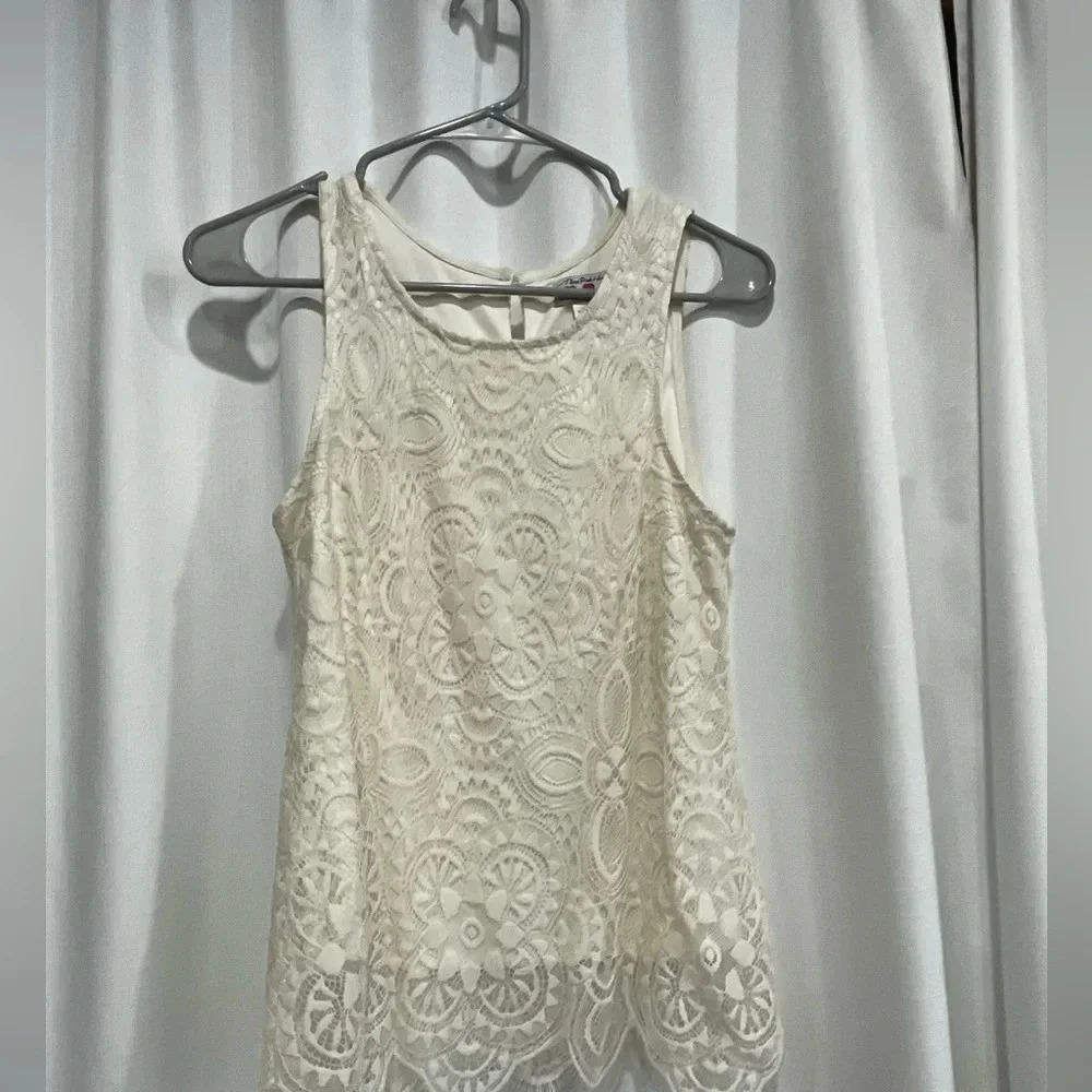 Three Pink Hearts Women’s XS Tank Top Cream Mesh Crochet Sleeveless GUC